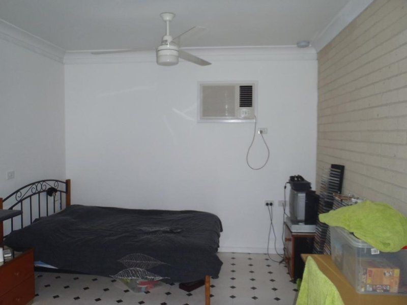 54 Toongabbie Rd, Toongabbie NSW 2146