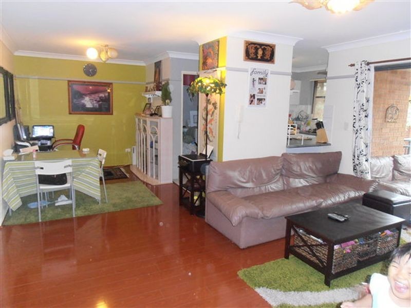 19/245 Targo Road, Toongabbie NSW 2146