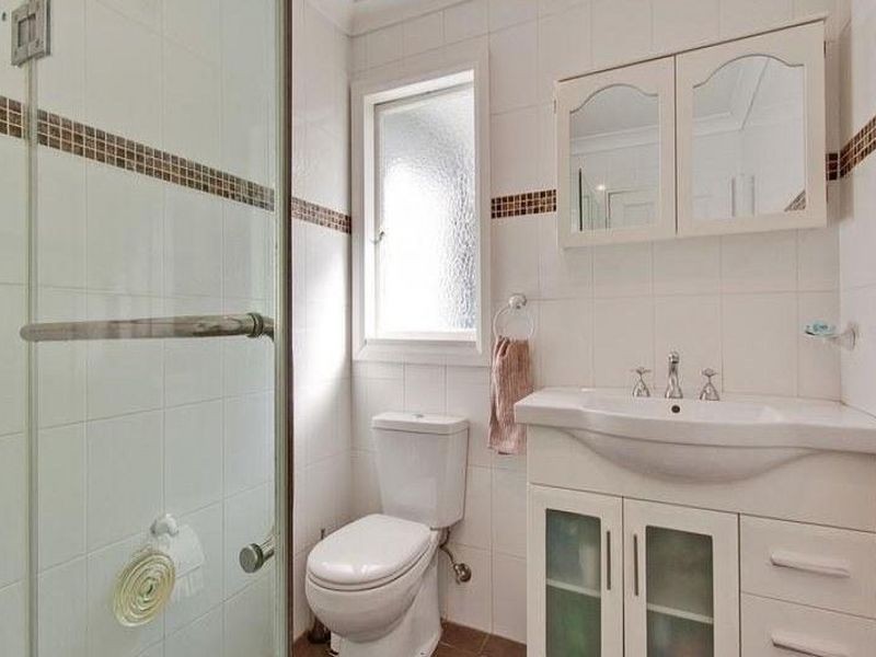 4 Henson Street, Toongabbie NSW 2146