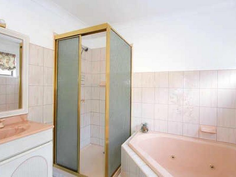 50 Orleans Crescent, Toongabbie NSW 2146