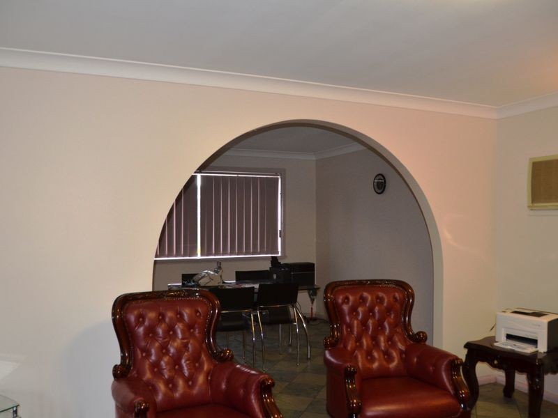 830 MERRYLANDS RD, Greystanes NSW 2145