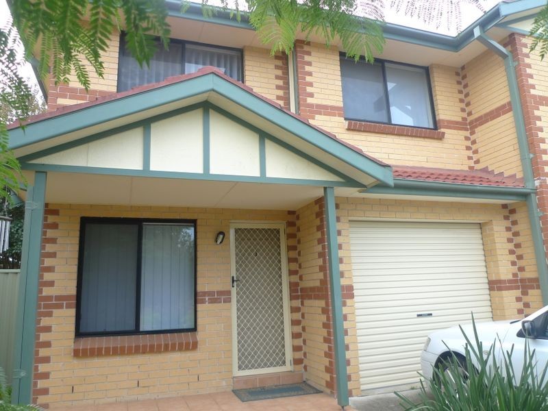 1/9-13 Valeria Street, Toongabbie NSW 2146