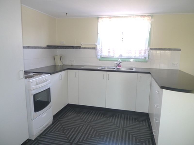 GRANNY FLA GIRRAWEEN ROAD, Girraween NSW 2145