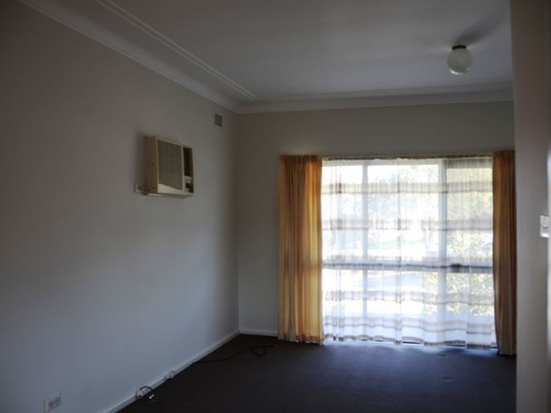 19 Savery Cres, Blacktown NSW 2148