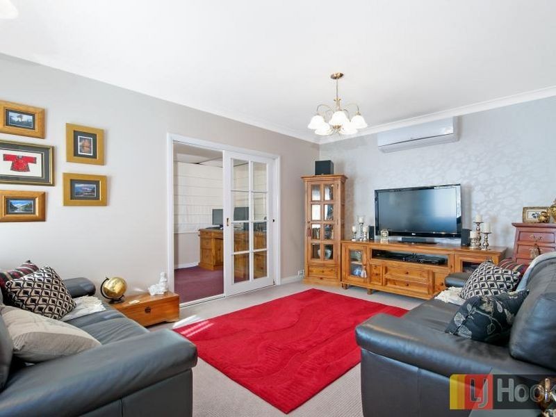 6 Linden Street, Toongabbie NSW 2146