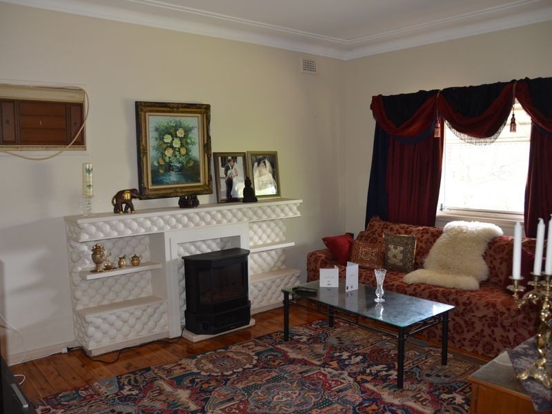 17 Orlando Crescent, Seven Hills NSW 2147