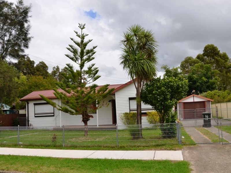 4 Octavia Street, Toongabbie NSW 2146