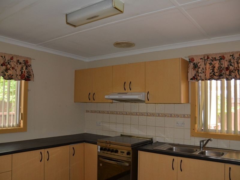 4 Octavia Street, Toongabbie NSW 2146