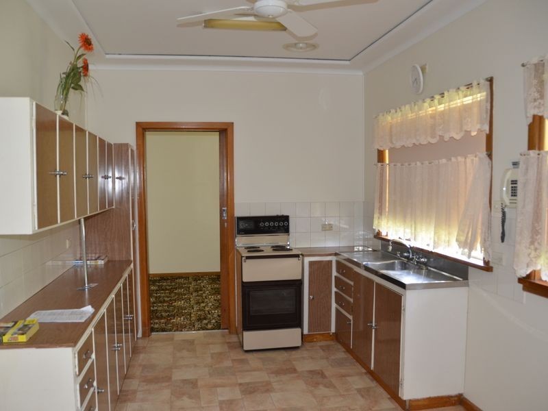 10 Greenleaf Street, Wentworthville NSW 2145