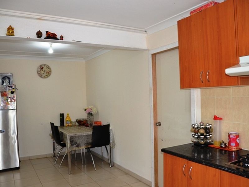 14 Picton Street, Quakers Hill NSW 2763