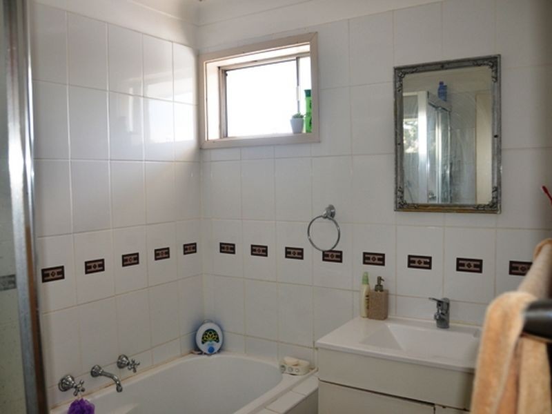 14 Picton Street, Quakers Hill NSW 2763