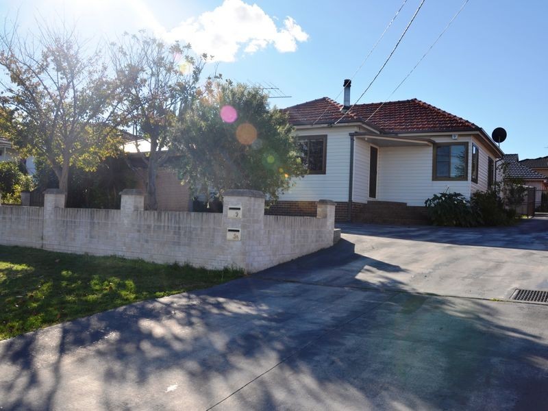9 Marcia Street, Toongabbie NSW 2146