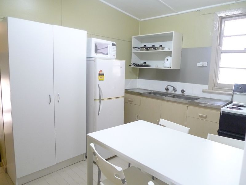 Flat 38 Budgeree Road, Toongabbie NSW 2146