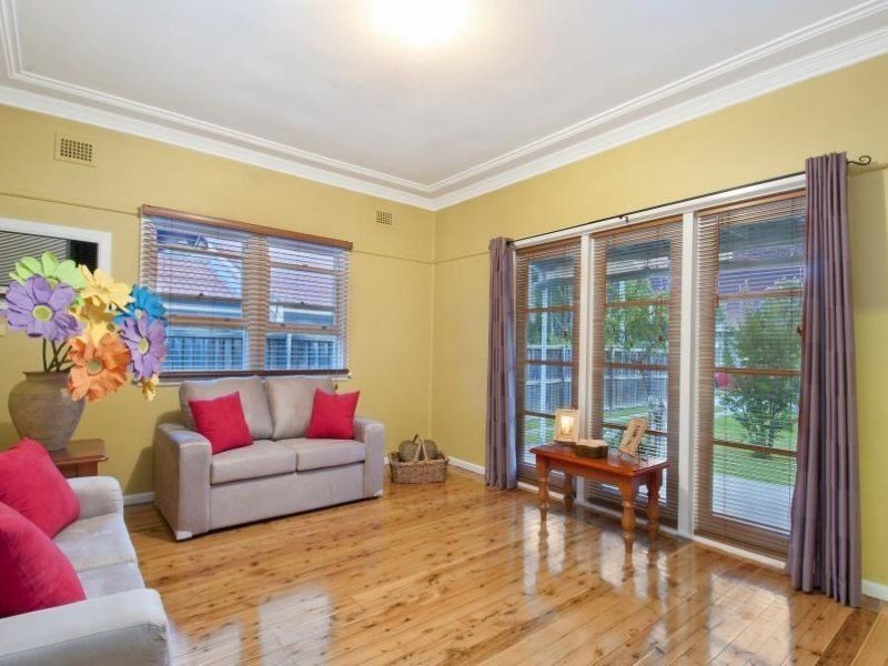 389 Wentworth Avenue, Toongabbie NSW 2146