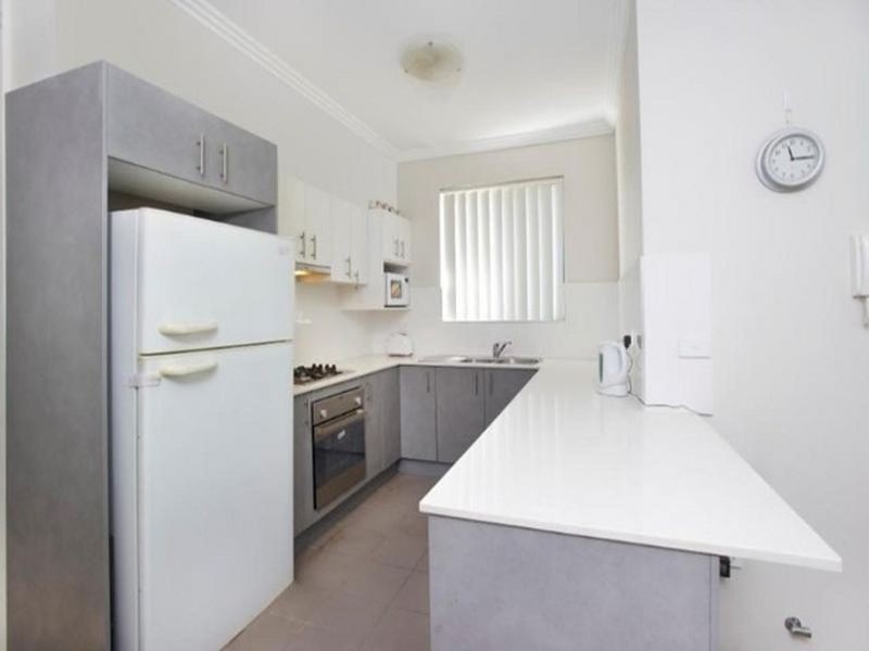 3/273 Dunmore St, Pendle Hill NSW 2145