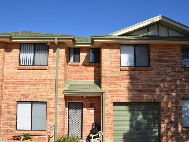 3/146 Metella Rd, Toongabbie NSW 2146