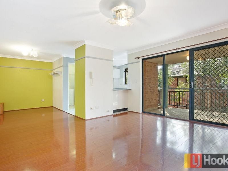 19/245 Targo Road, Toongabbie NSW 2146