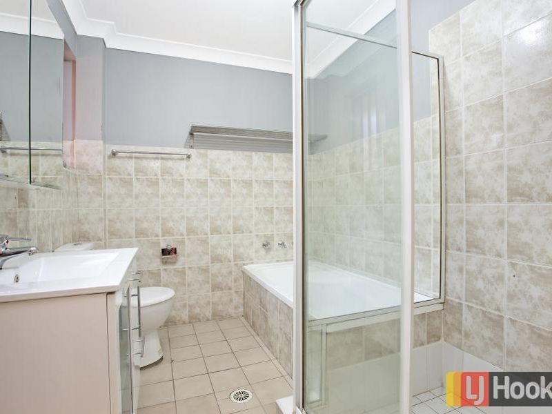 19/245 Targo Road, Toongabbie NSW 2146