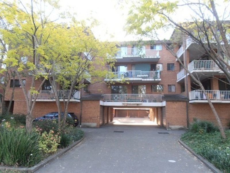 2/79-81 Lane Street, Wentworthville NSW 2145