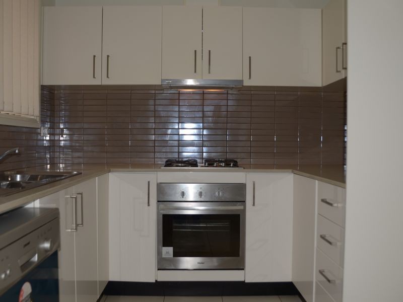 1/14 Valeria Street, Toongabbie NSW 2146