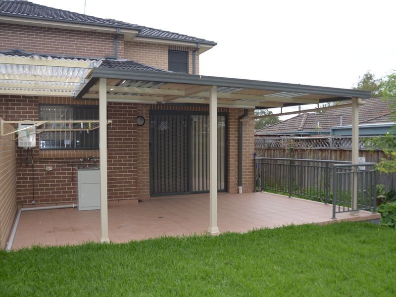 1/14 Valeria Street, Toongabbie NSW 2146