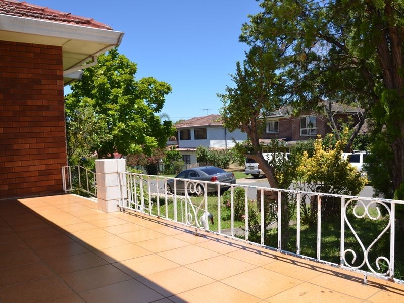 20 Maunder Avenue, Girraween NSW 2145