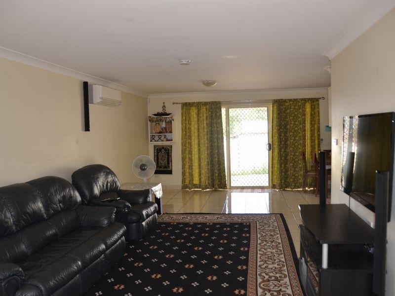 4/45 Cornelia Rd, Toongabbie NSW 2146