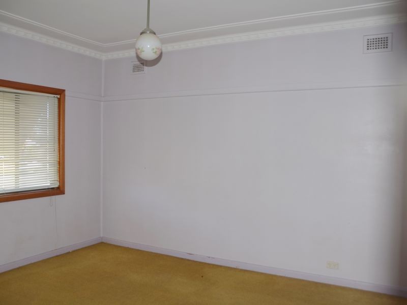 49 Tungarra Street, Girraween NSW 2145