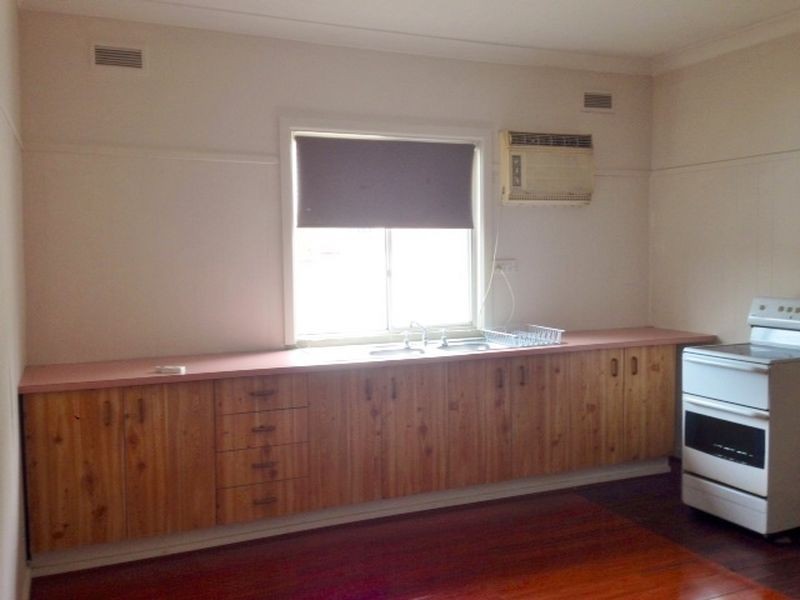 33 Oatlands Street, Wentworthville NSW 2145