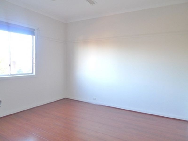 33 Oatlands Street, Wentworthville NSW 2145