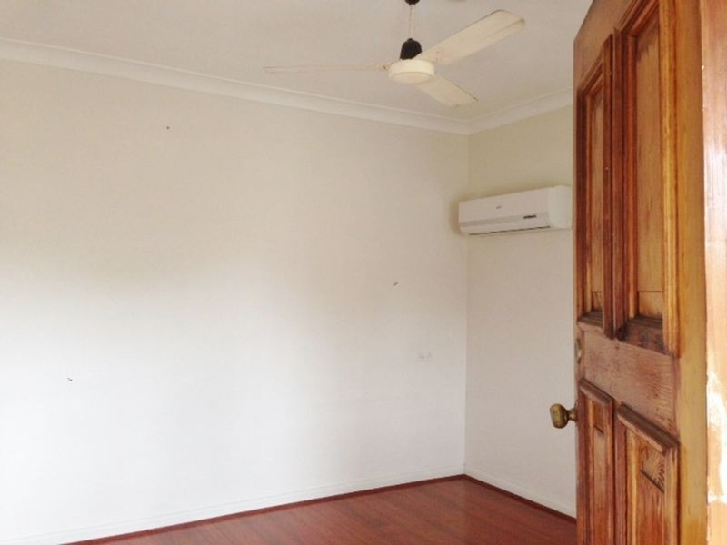 33 Oatlands Street, Wentworthville NSW 2145