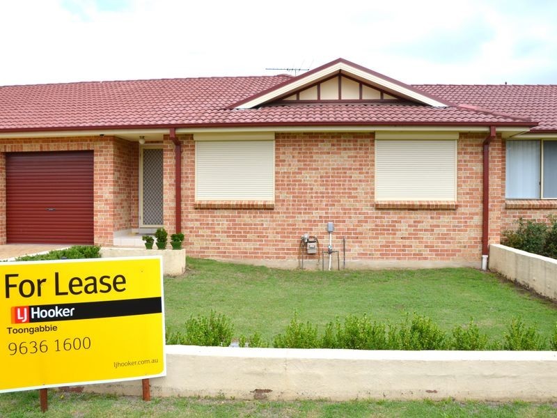 6 Memphis Crescent, Toongabbie NSW 2146
