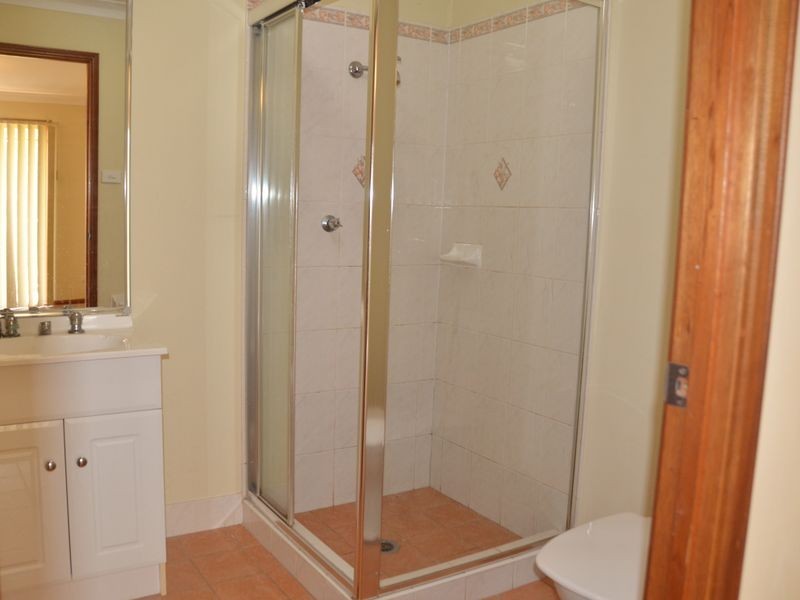 2/14 Marcia Street, Toongabbie NSW 2146