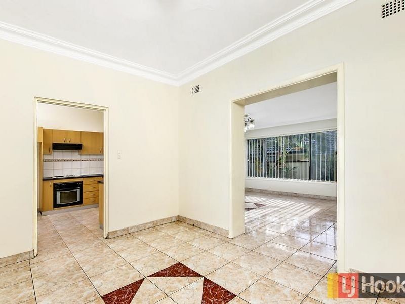 115 Toongabbie Road, Toongabbie NSW 2146