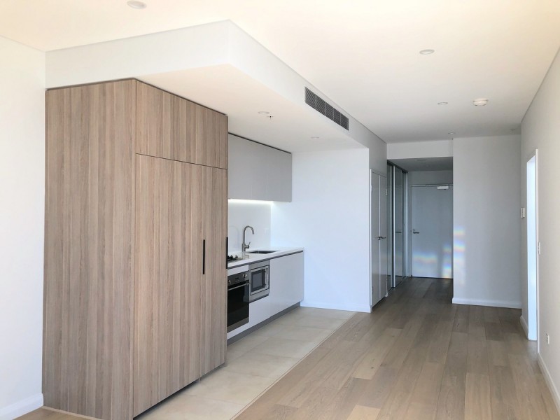 404/7 Maple Tree Road, Westmead NSW 2145