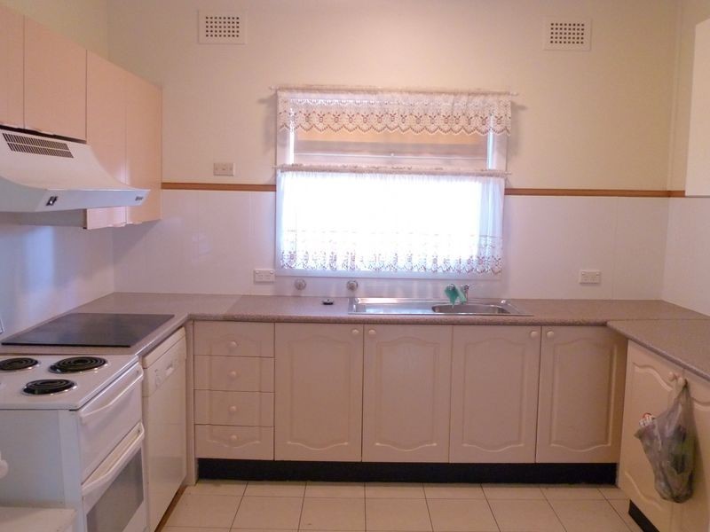 22 Premier Street, Toongabbie NSW 2146