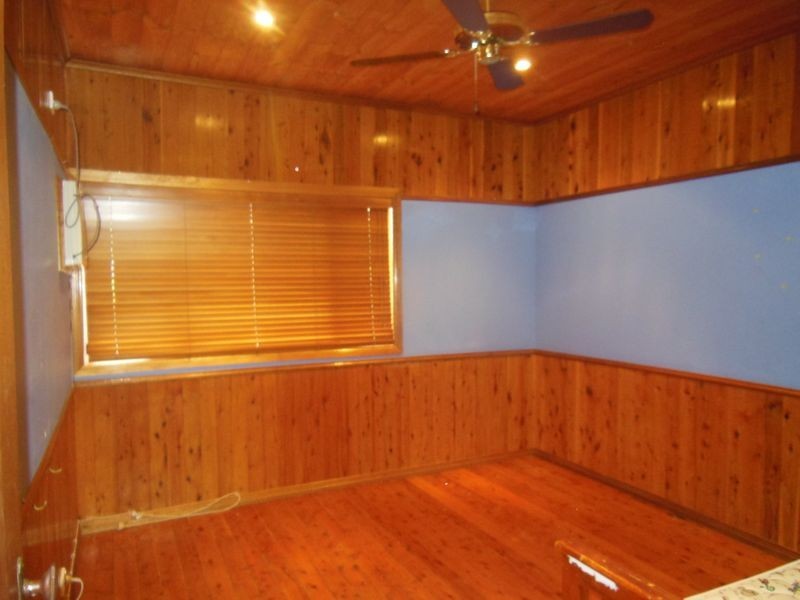 9 Linden Street, Toongabbie NSW 2146