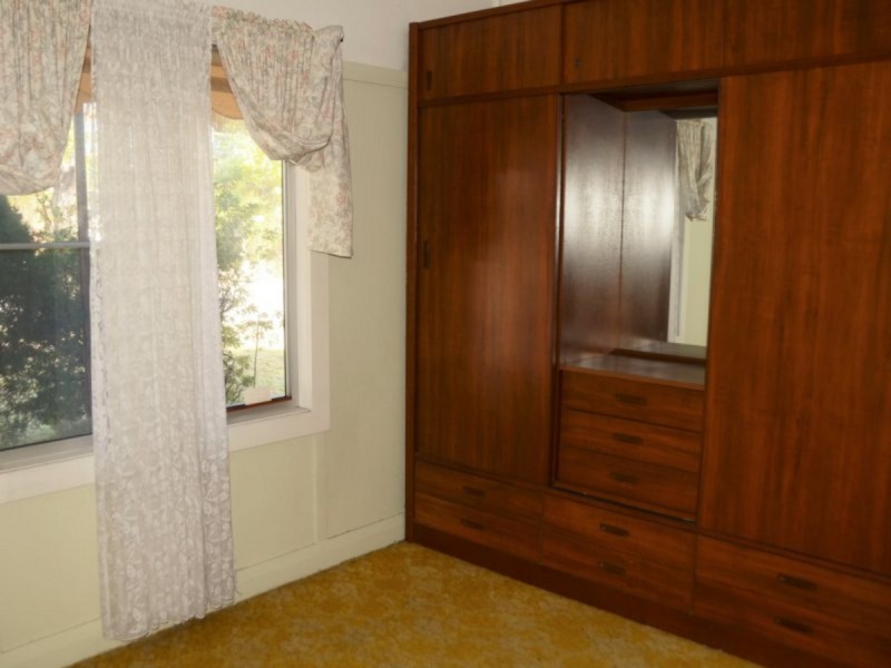 5 Gilba Road, Pendle Hill NSW 2145