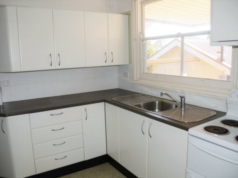 5 Gilba Road, Pendle Hill NSW 2145