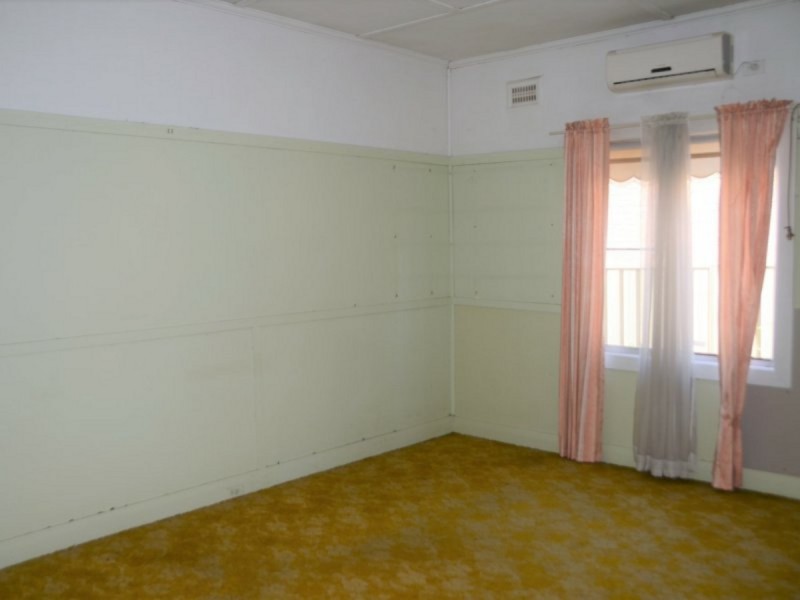 5 Gilba Road, Pendle Hill NSW 2145