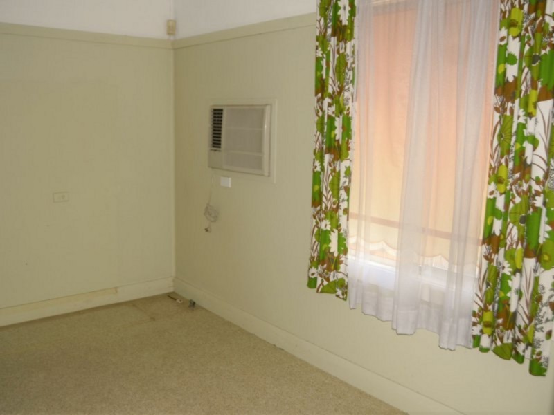 5 Gilba Road, Pendle Hill NSW 2145