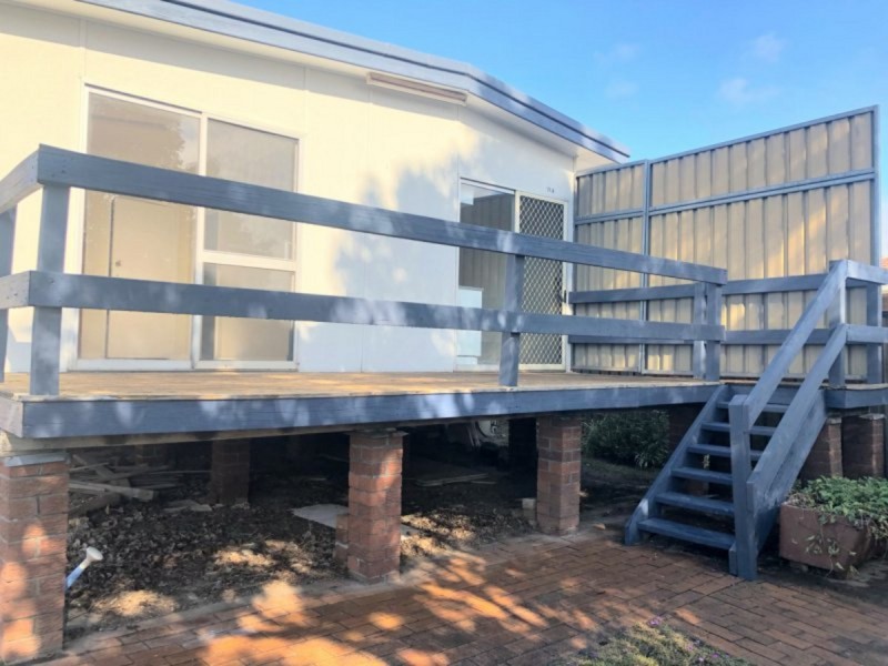 71a Bulli Road, Toongabbie NSW 2146