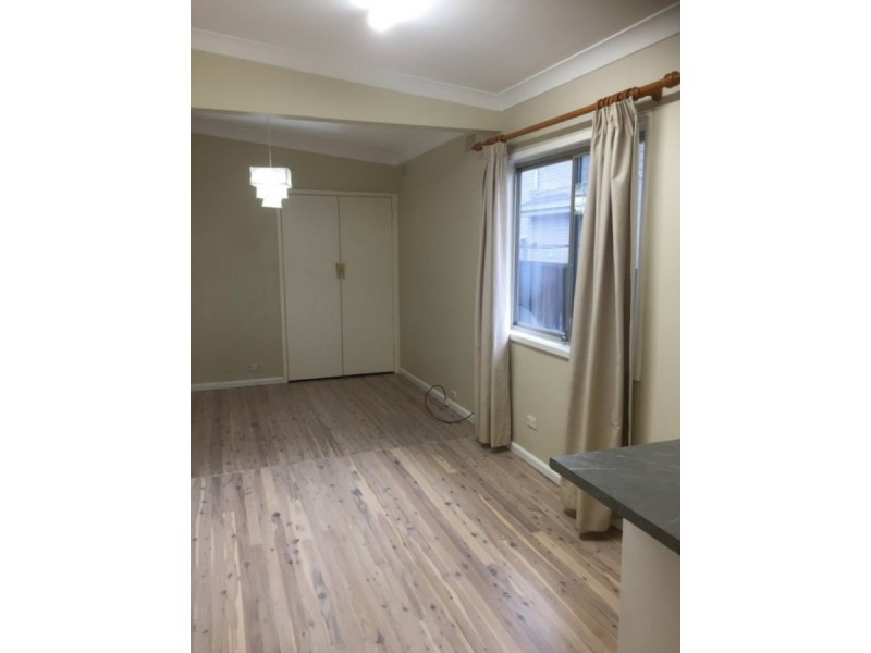 71a Bulli Road, Toongabbie NSW 2146