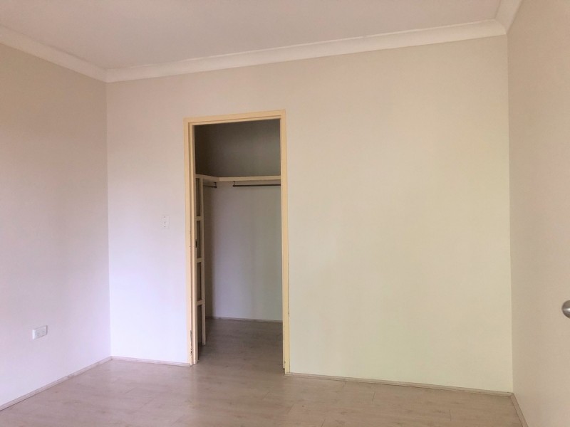 19/235 Targo Road, Toongabbie NSW 2146