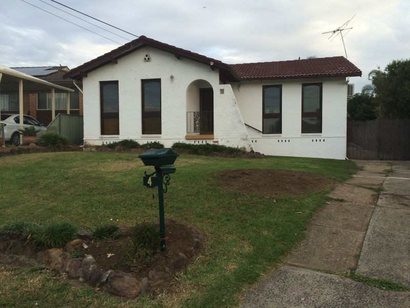 4 Limpopo Crescent, Seven Hills NSW 2147