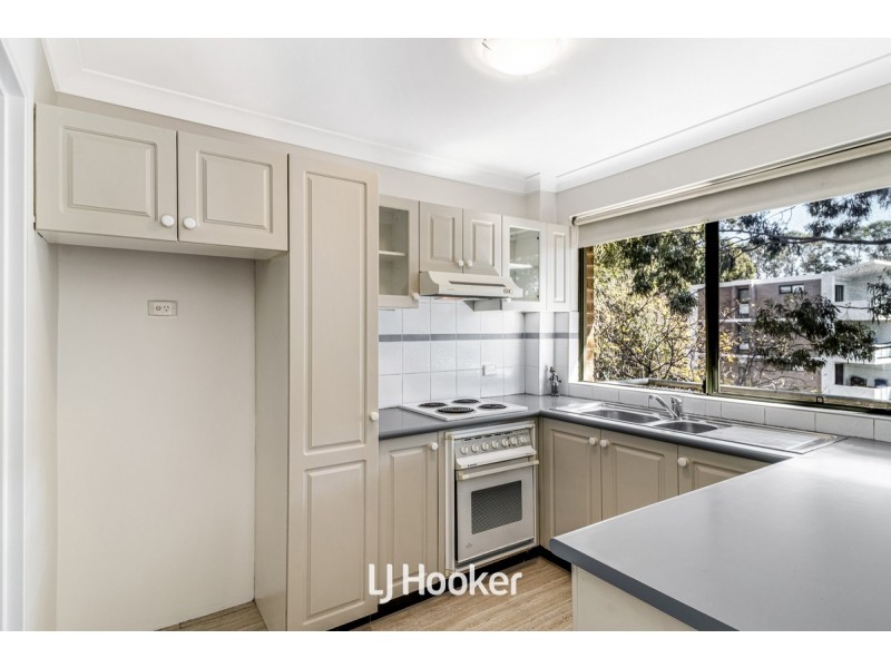 12/237-239 Targo Road, Toongabbie NSW 2146