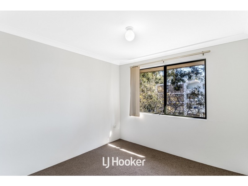12/237-239 Targo Road, Toongabbie NSW 2146