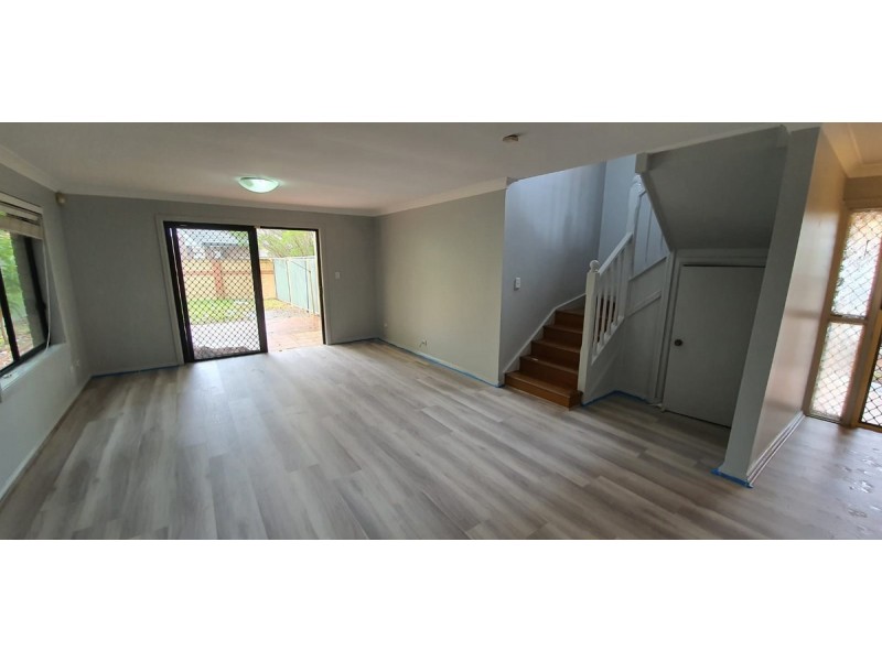 8/9-13 Valeria Street, Toongabbie NSW 2146