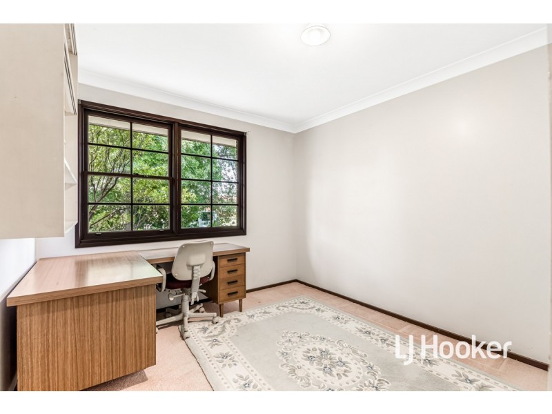 18 Vianney Crescent, Toongabbie NSW 2146