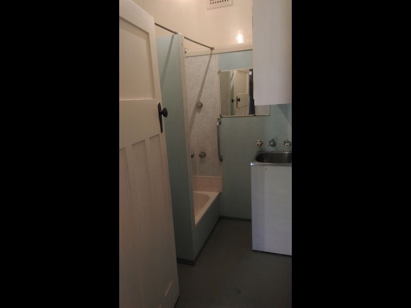 90 Pendle Way, Pendle Hill NSW 2145